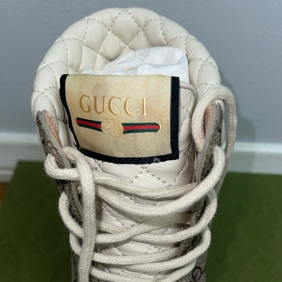 Gucci authentic boots Snake logo on bottom Worn once With shoe bags and box. - Picture 5 of 9